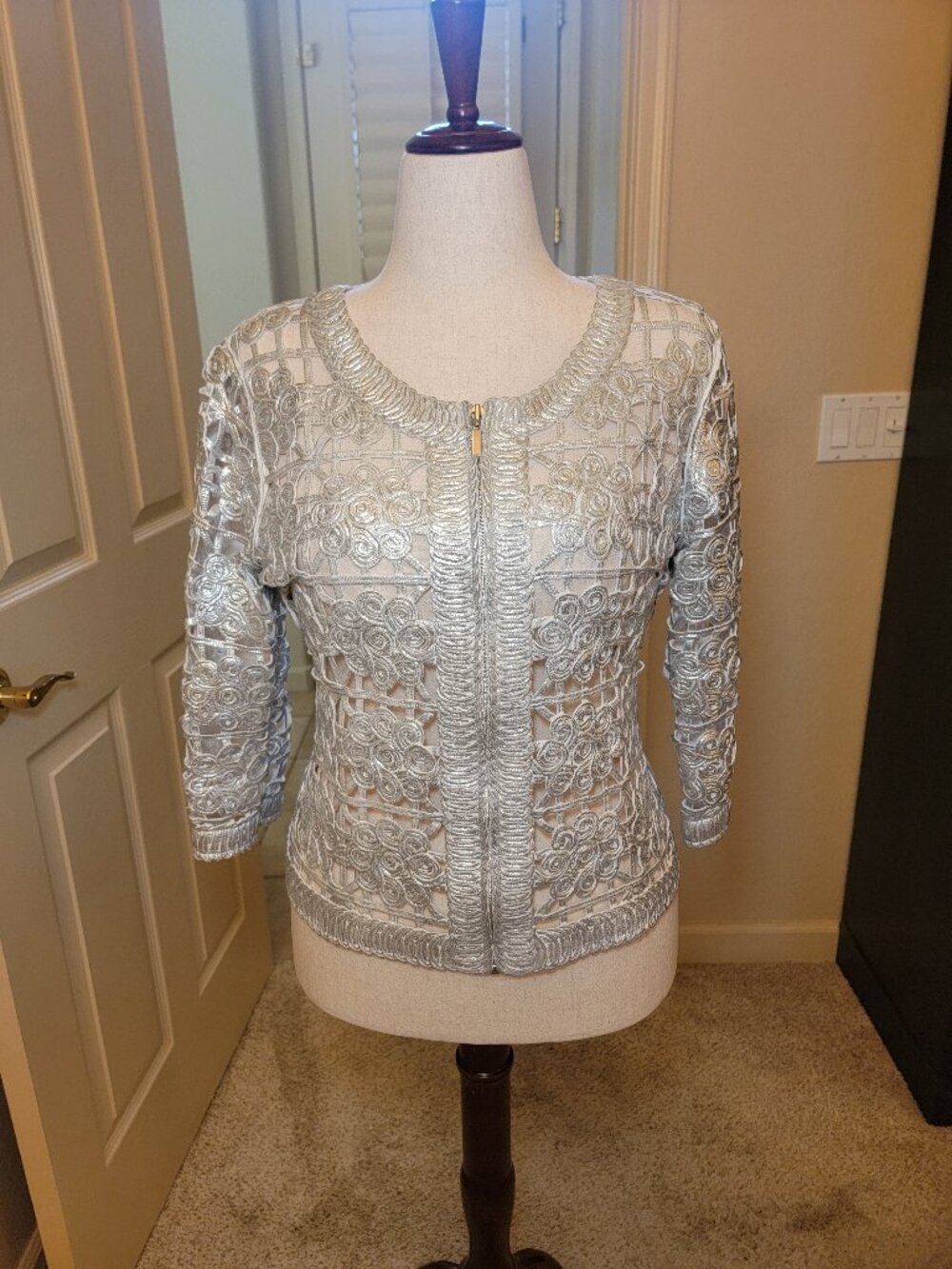 EUC! Chico's Travelers Foiled Lace Bomber Jacket, women, silver size 1 (8-10)